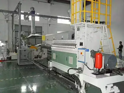 Face Mask products making line