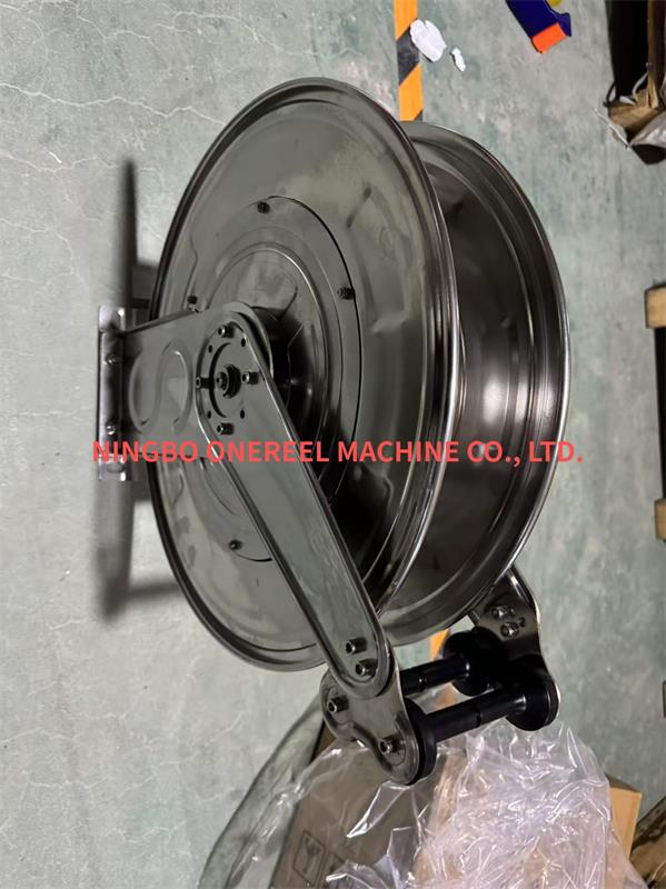 AlSI 304 Stainless Steel Fixed Hose Reel (4)