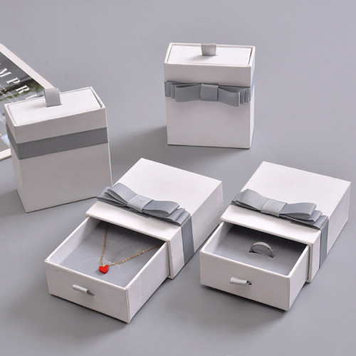 Texture Paper White Slide Drawer Jewelry Box Halsband