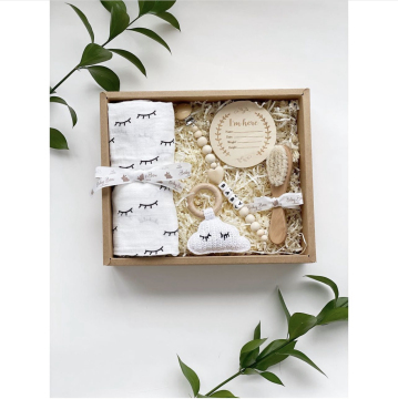 18% Off Newborn Shower Gift Set: Cotton Blanket & Wooden Teething Toys