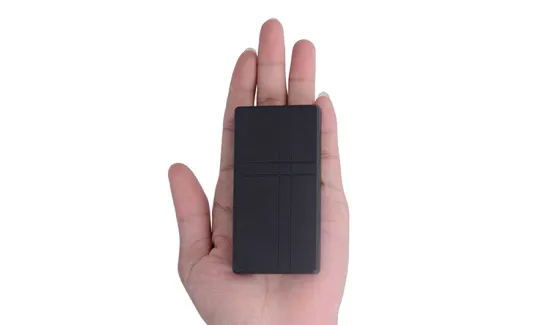 Light detection GPS tracker for Suitcase