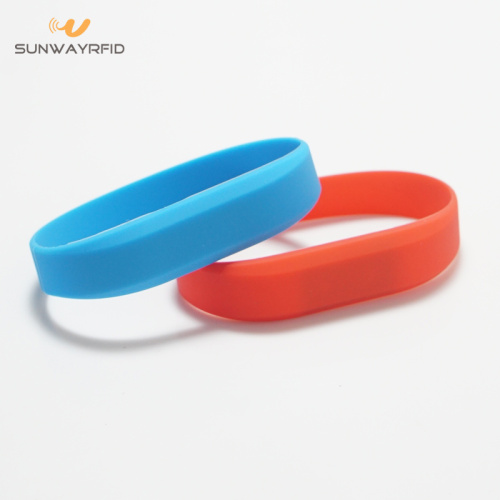 New Design FDA grade silicone material rfid wristbands