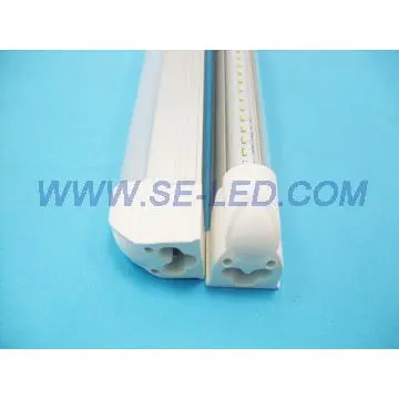 8W 52pcs 2835SMD Warm White 1500lm T5 Tube