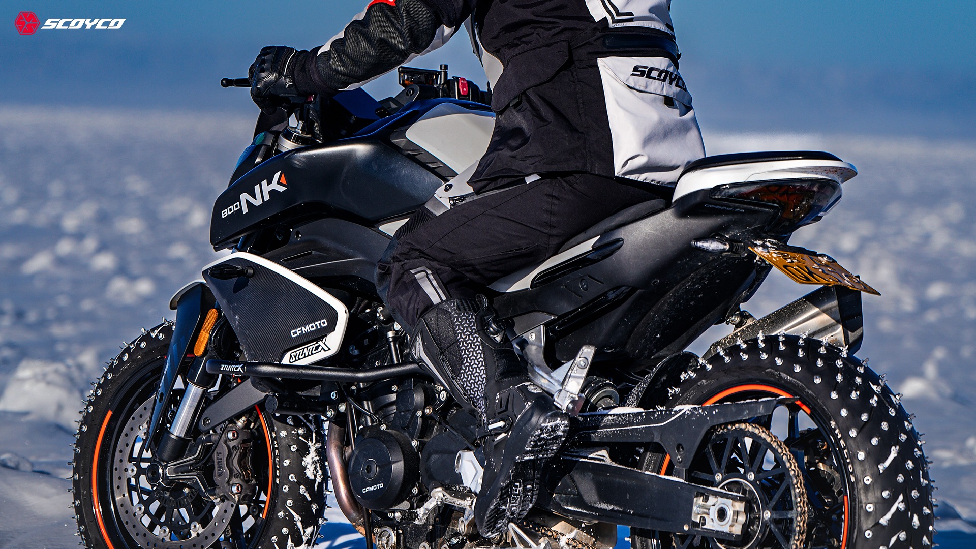 Motorcycle touring pants