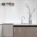 Gabinete de isla de cocina minimalista brillante