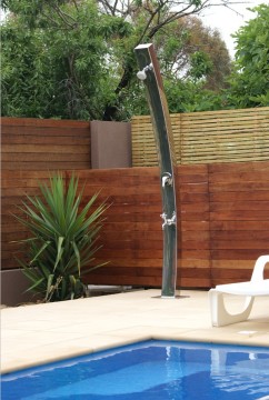 Audemar 2.5MM Thickness 316 Stainless Steel Curve Garden Shower With Mirror Finishing Treatment