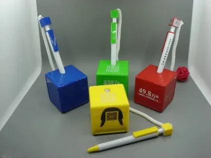 Cube Shape Table Pen