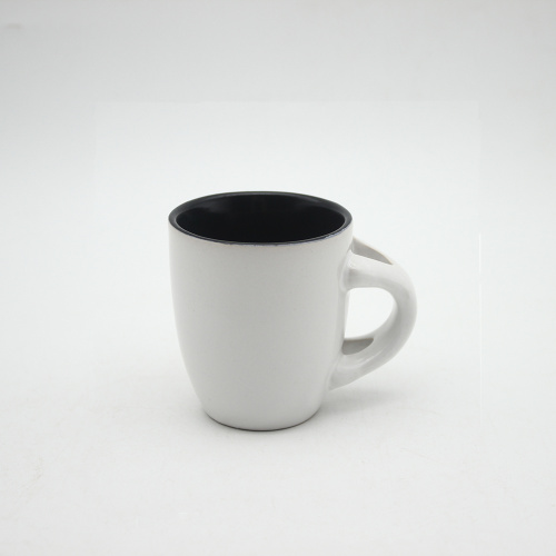 Tasse de café de style minimaliste moderne tasse en céramique à la main