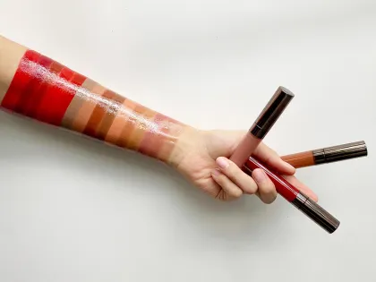 Professional Cosmetics Customization Lip Plump Gloss Private Label Nude Plumping Lip Gloss