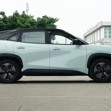 2023 eQ7 Panoramic Sunroof Midsize SUV: New Energy Vehicle with Remote Start