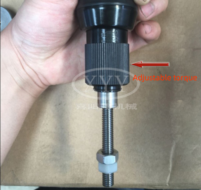 Full Automatic Electric 220V DIY Impact Wrench Cordless Brushless Motor 12V Rated Voltage Battery Sleeve Wrench Installation