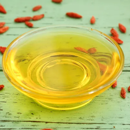 Fresh goji seed oil wolfberry oil