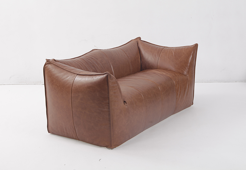 Le_Bambole_leather_Sofa