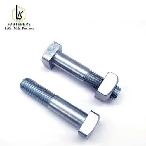 Балт з квадратнай плоскай галоўкай класа 5