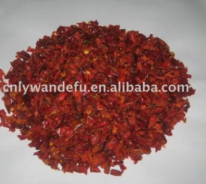 Dehydrated organic red bell pepper flakes