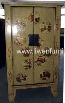 Antique Wooden Wardrobe 