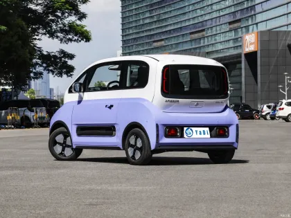 China Wuling Baojun KiWi 305km Range Pure Electric Car
