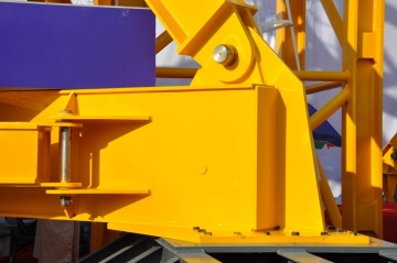 QTD250-16t High Quality Tower Cranes Luffing Tower Crane