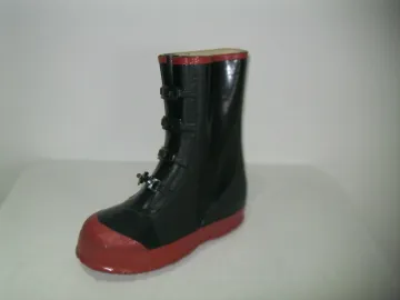 Five Buckle Rubber Over-shoe Boots Man Boots
