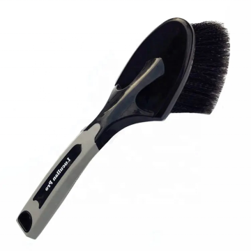 Soft Nylon Car Tire Hub Cleaning Brush with Short Handle for Fabric and Floor Mat