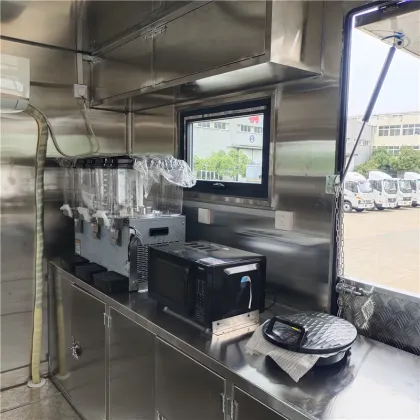 Mobile kitchen car of banquet manor