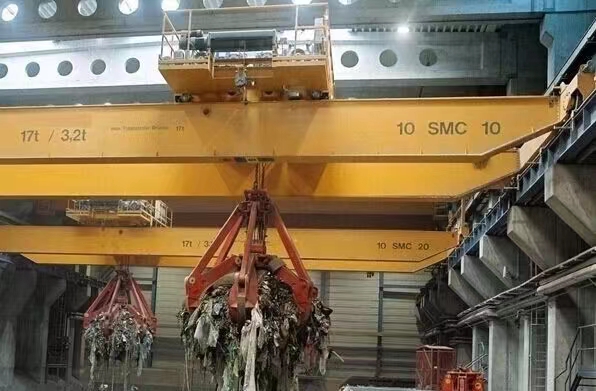 Garbage Grab Overhead Crane