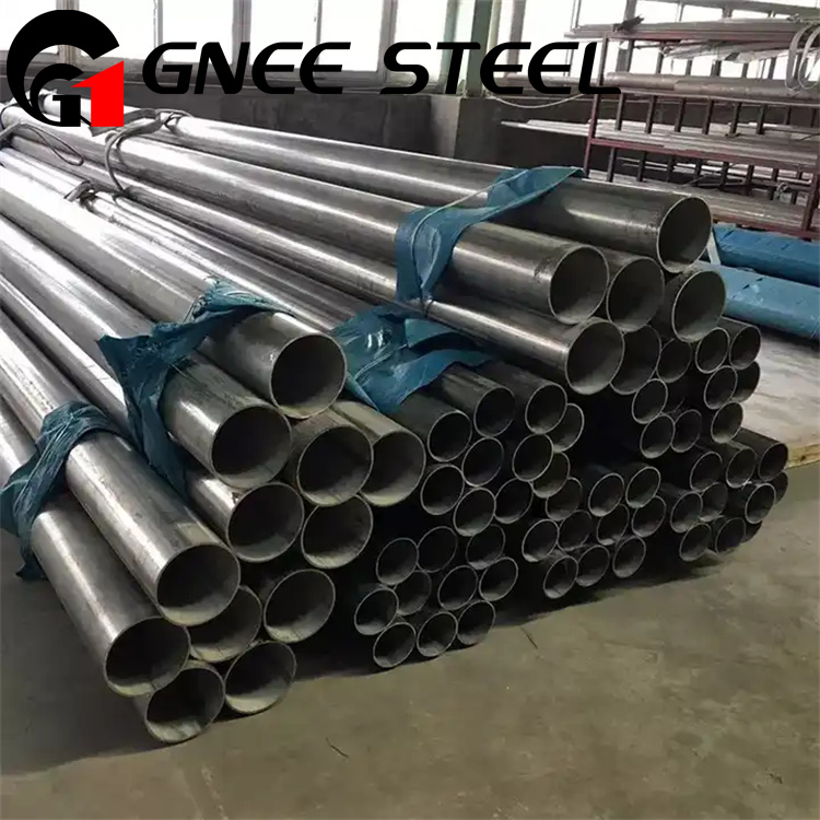 Austenitic stainless steel pipe