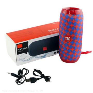 重い低音を備えたワイヤレスポータブルBluetoothスピーカーTG117