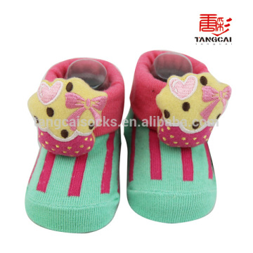 Quality baby custom socks with cute toy sewn in BSP-87