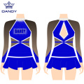 კარგი მასალა მხრების Cheerleading ფორმებიდან