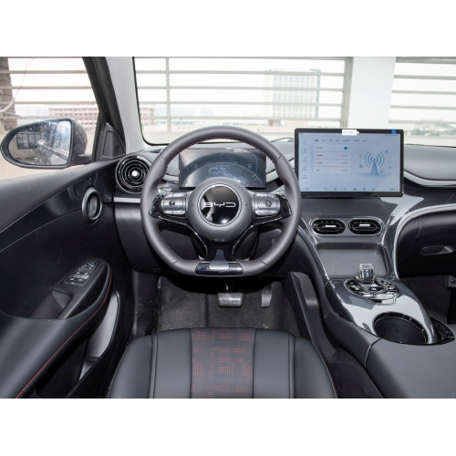 Луксузен електричен автомобил BYD E2 2024 Honor Edition