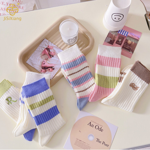 한국 버전 편지 자수 미드 튜브 양말