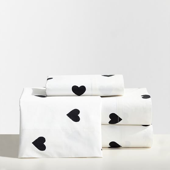 White base with printing cotton bed linen