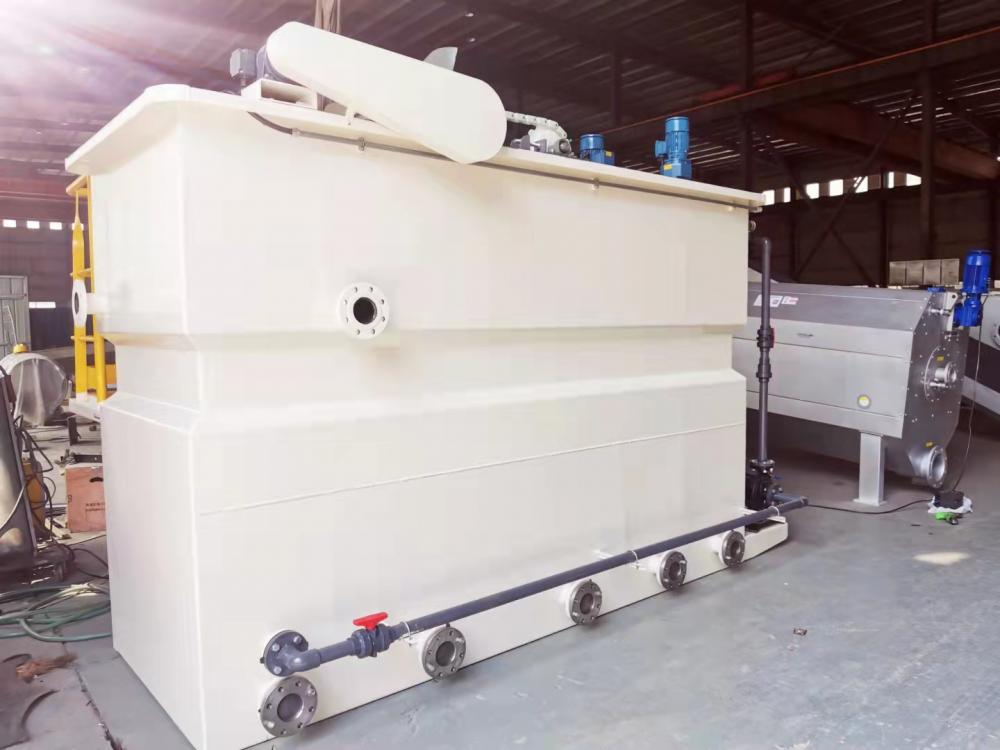 Large dissolved air flotation equipment