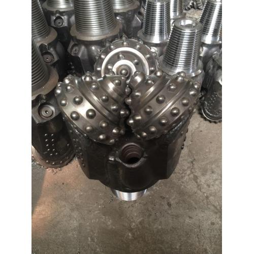 6 3/4 Zoll IADC637 Hartmetall-Tricone-Bit