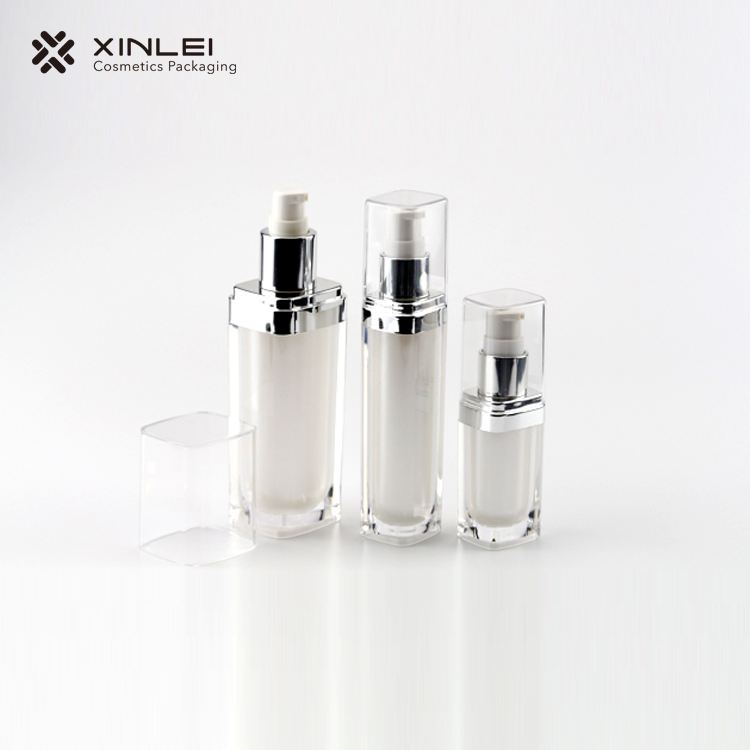 Plastic Cosmetic Silver Lotion Bottle