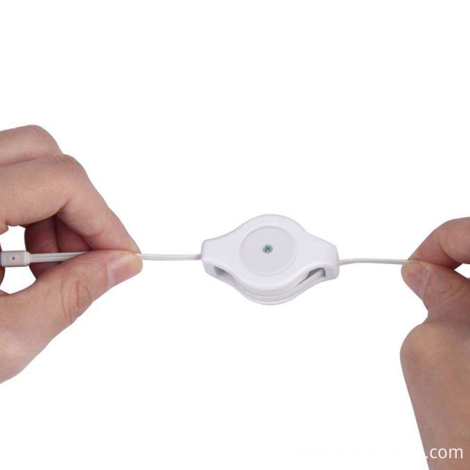 retractable earbuds