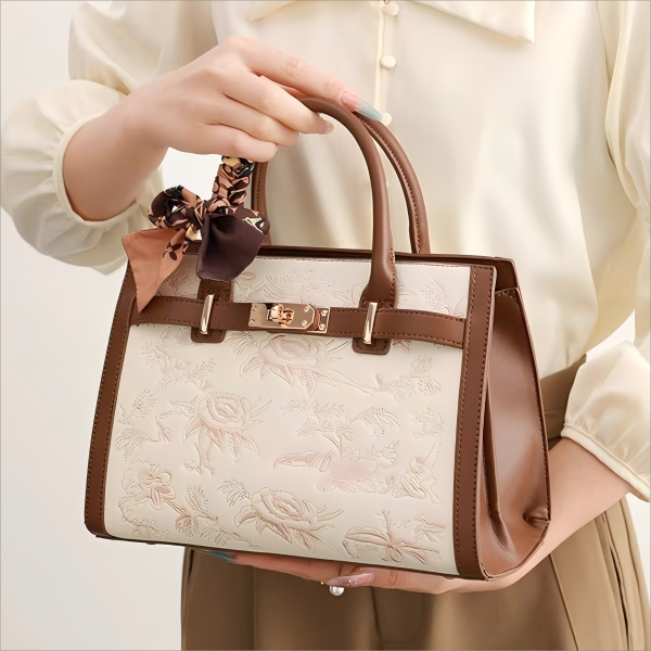 맞춤형 여성 자수 핸드백 Customized women's embroidered handbag