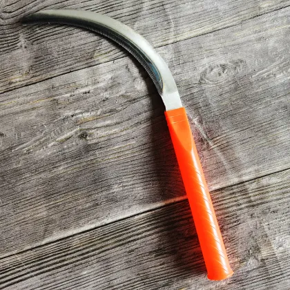Farming sawtooth sickle garden grass sickle holding palm sickle cutter