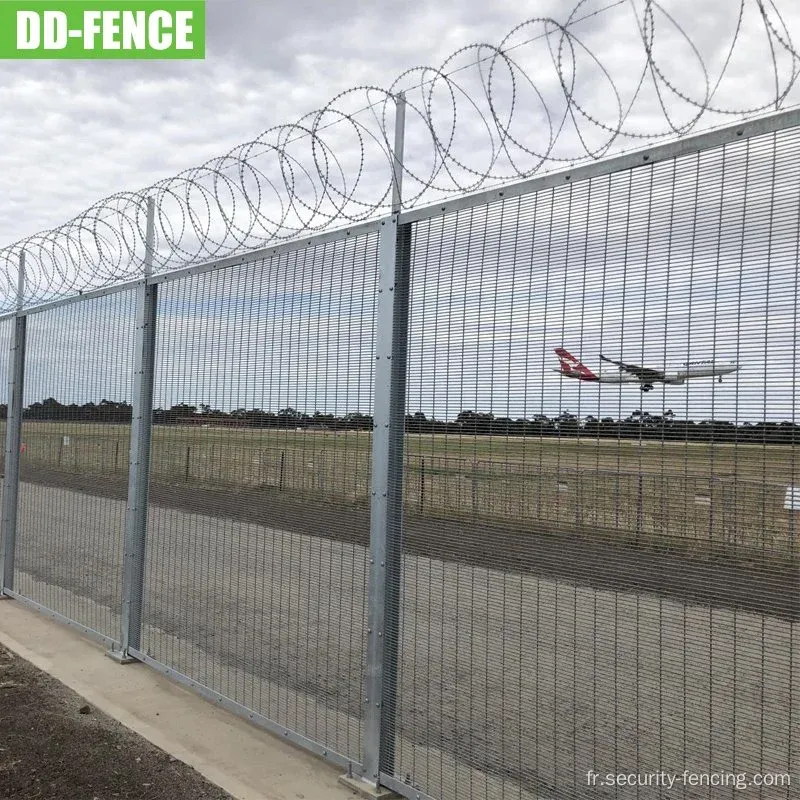Haute sécurité 358 clôture de l'aéroport anti-monte