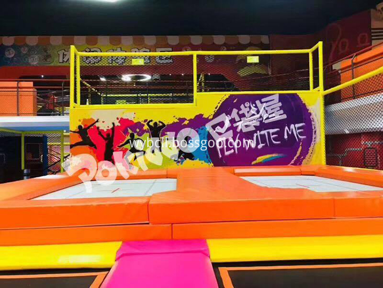 indoor trampoline (3)