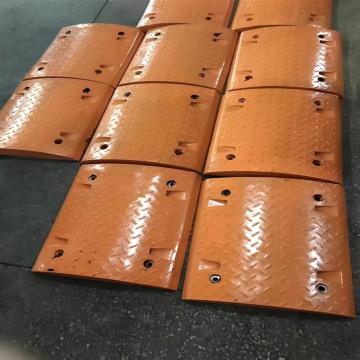 Heavy Duty Modular Rubber Speed Bump for Road Safety