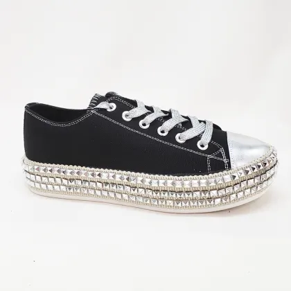 China OEM Flat Shoes: Women's Fashion Low MOQ Flat Shoes