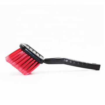 Multi-Functional Automotive Tire Brush: Soft Car Hub Mat & Engine Cleaner