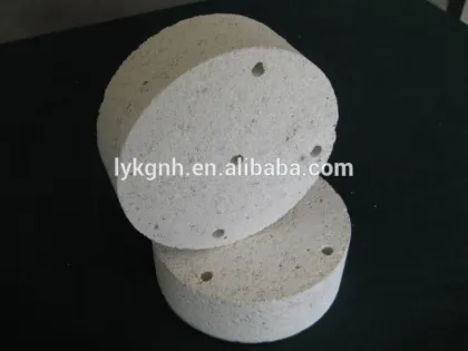 zirconia refractory material