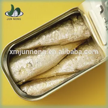 Fresh fish canned sardines in tomato sauce