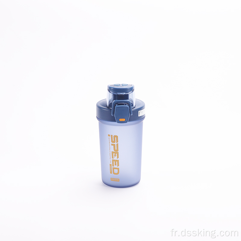 Bouteille d&#39;eau de 500 ml avec bouteille de paille tasse de sport avec couvercle et paille en plastique coloré en plastique PP