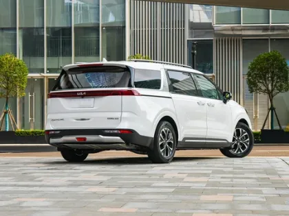 Jiahua 2021 Luxury Edition Fuel Powered Car