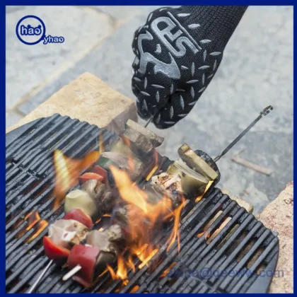 withstands up to 540 degrees F cooking oven glove ove mitts