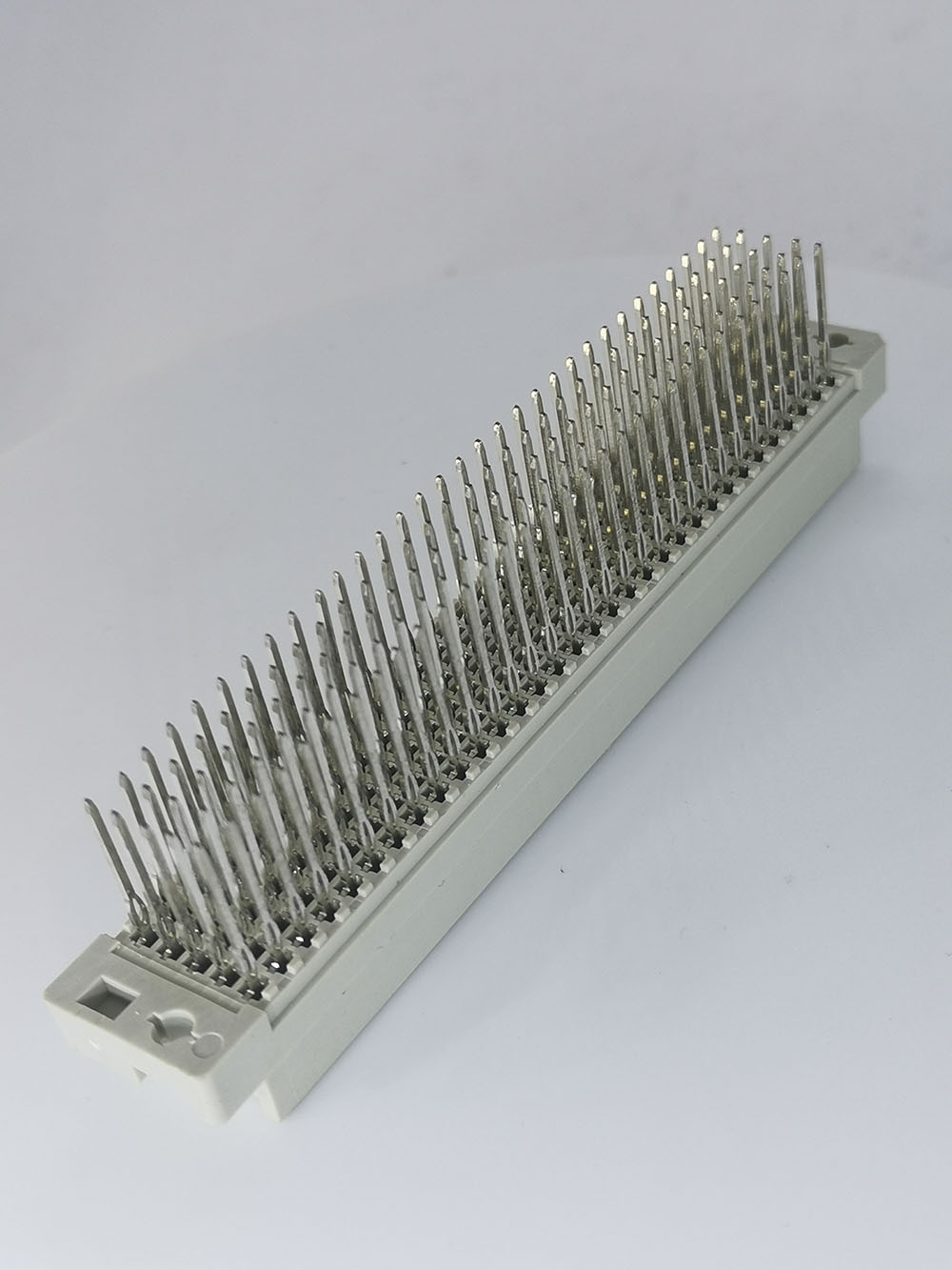 160 Postions Vertcal Solder Type E Female DIN 41612 / IEC 60603-2 Connector